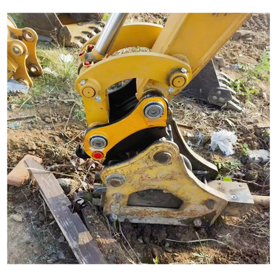 JS220 エグババター 固定装置 安全で迅速な固定交換のための液圧快速ハッチ